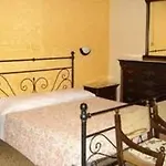 Отель Bologna