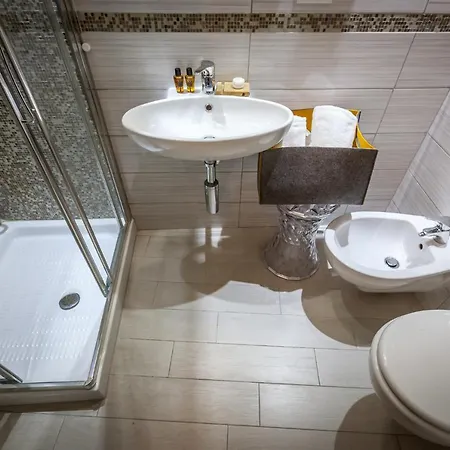 ボローニャ ホテル ジェノヴァ