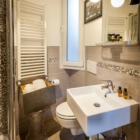 ボローニャ ホテル 2*