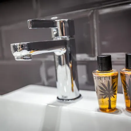 ボローニャ ホテル 2*