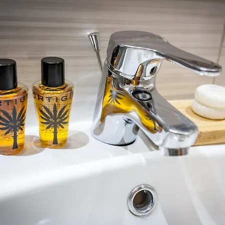 ボローニャ ホテル 2*