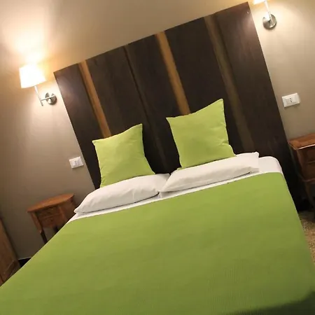 ホテル ボローニャ ジェノヴァ