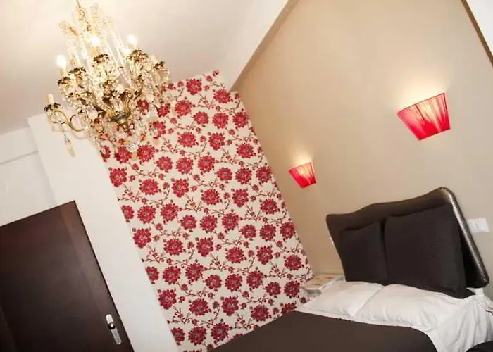 Bologna فندق جنوة